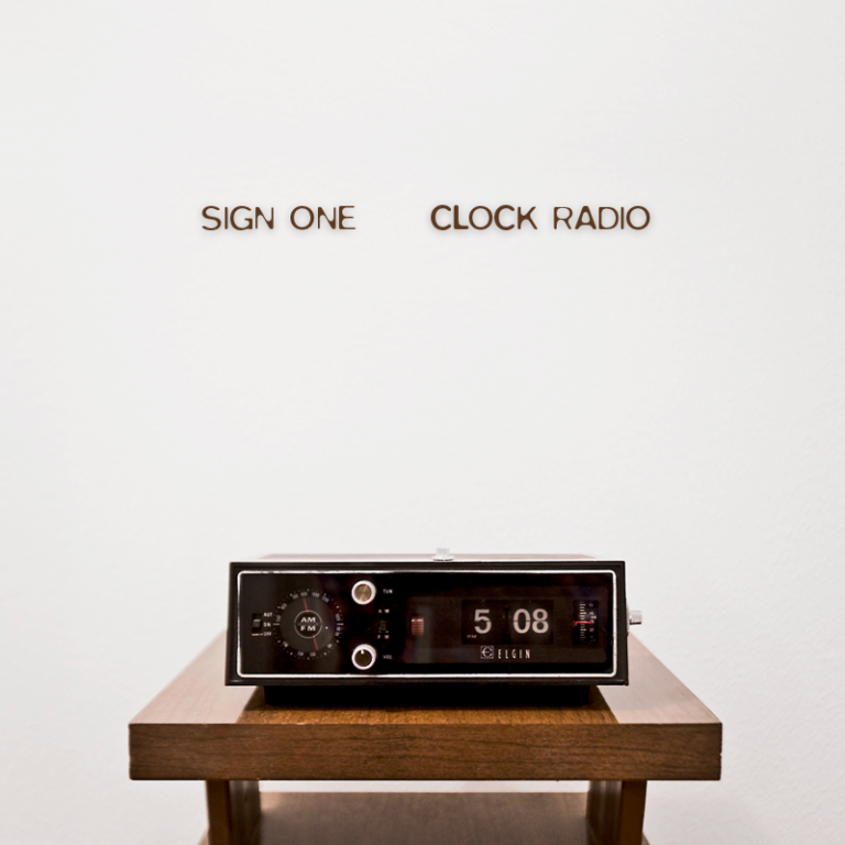 Sign One - Clock Radio