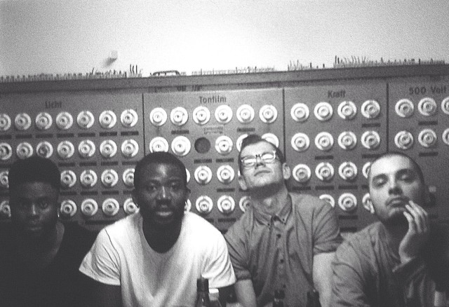 Young Fathers - "Mr. Martyr"